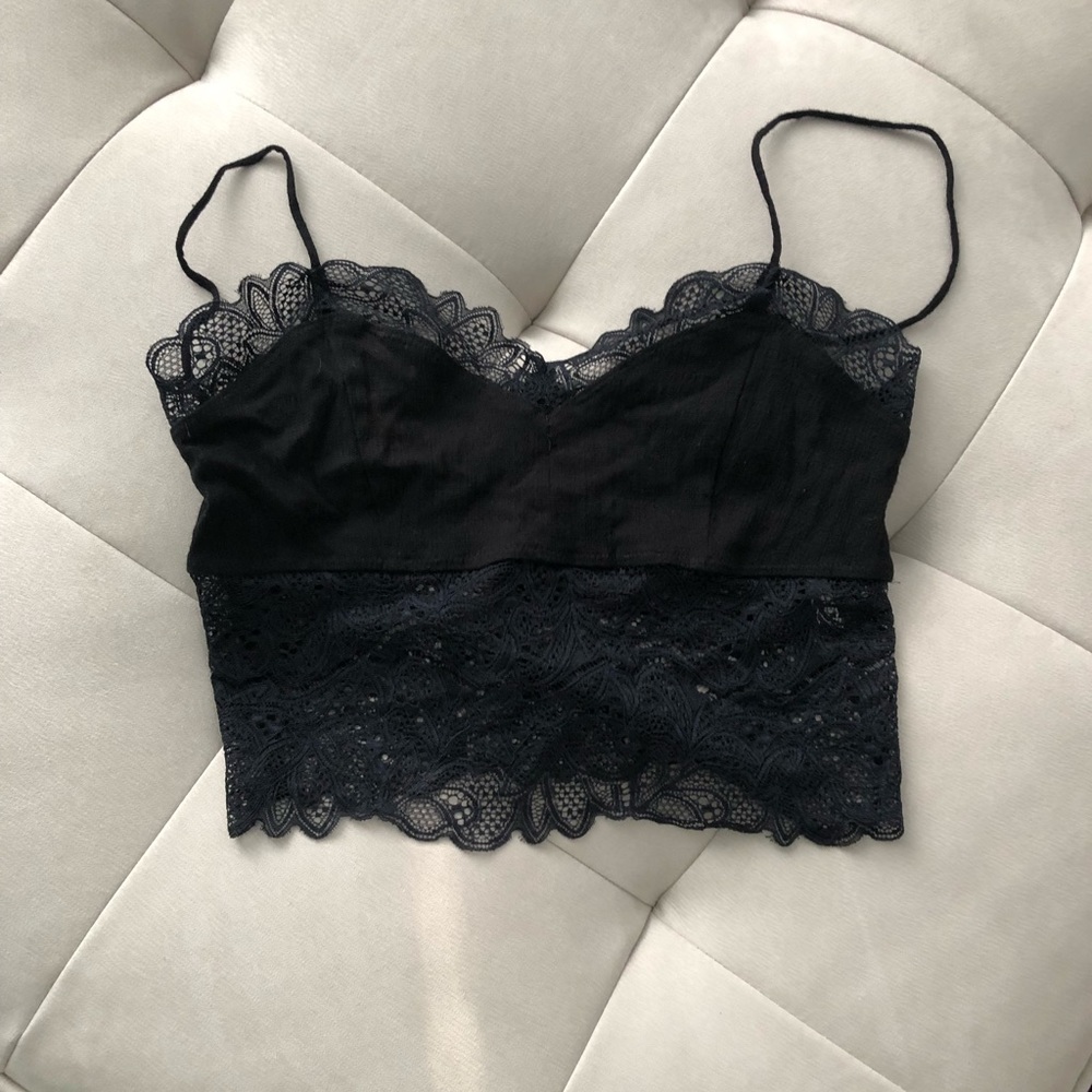 Free People black lacy bralette*Size S
